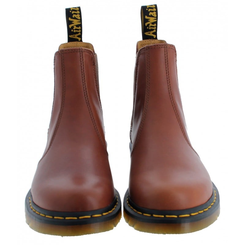 Dr. Martens 2976 Chelsea Boots in saddle leather